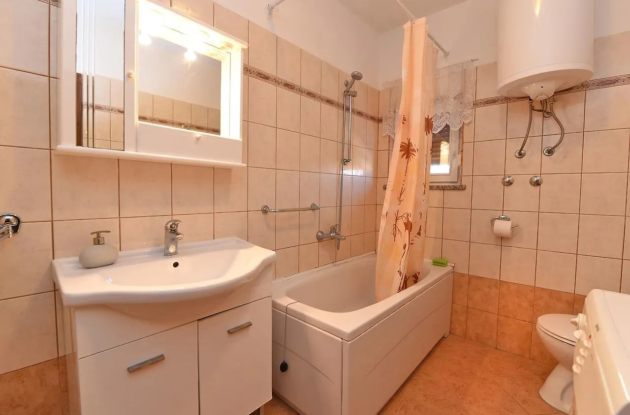 Apartments Luciano 621 Rovinj 0*,  Hırvatistan