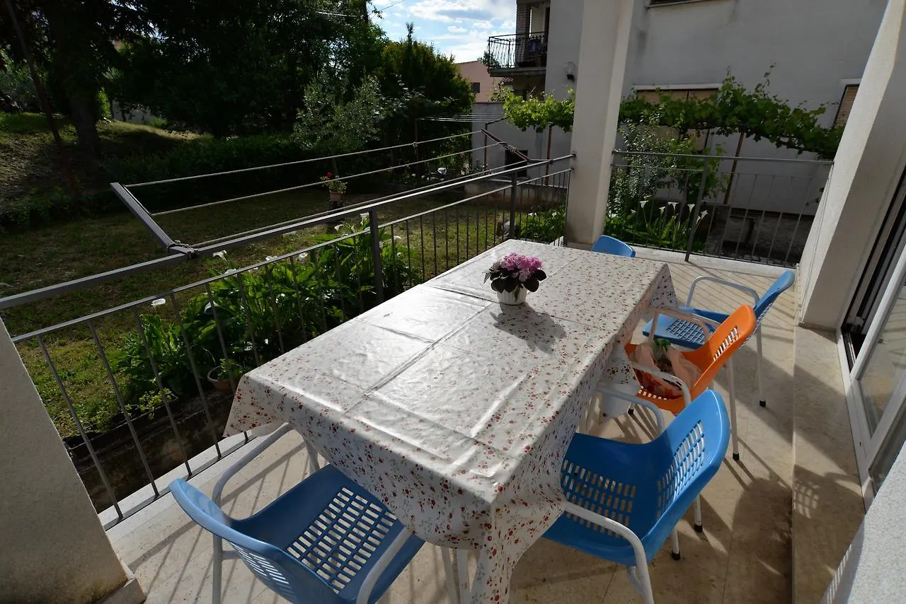 Apartments Luciano 621 Rovinj
