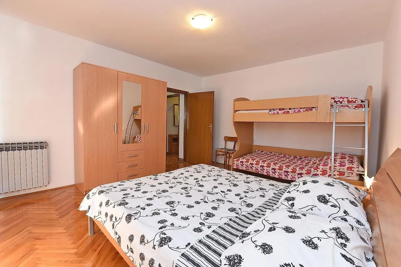 Apartments Luciano 621 Rovinj